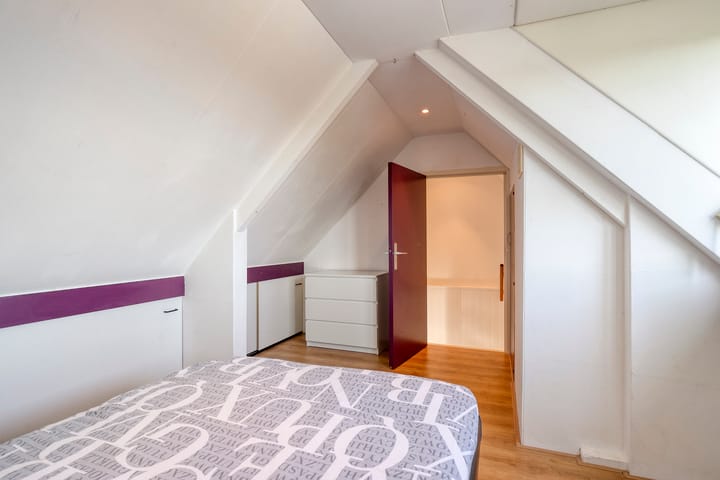 Foto 32 van van Myrlaerstraat 10