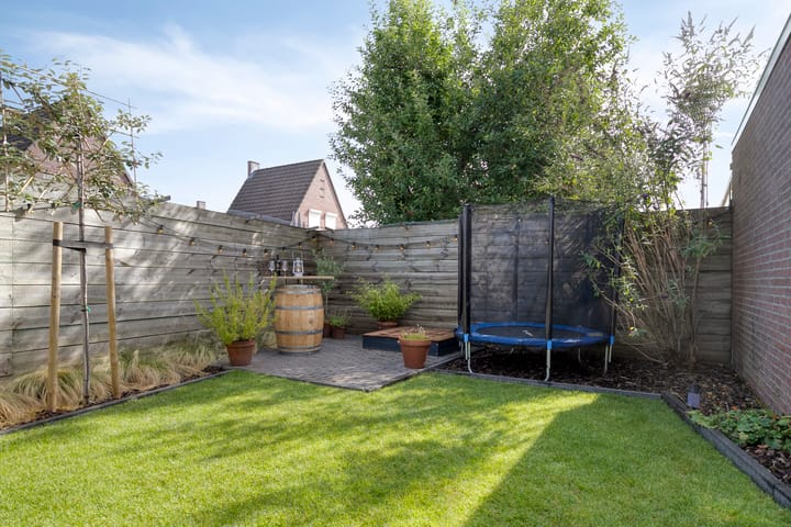 Foto 38 van van Myrlaerstraat 10