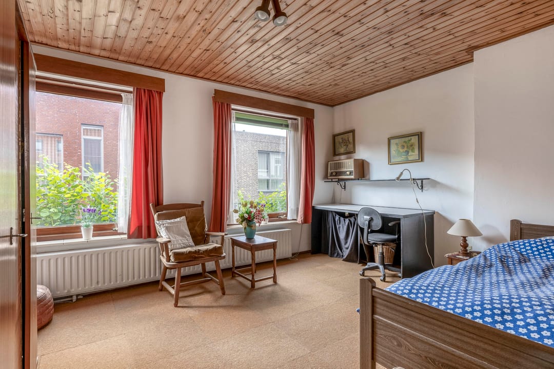 Foto 32 van Molenstraat 16