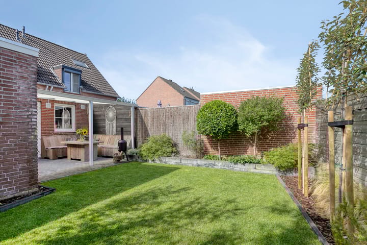 Foto 40 van van Myrlaerstraat 10