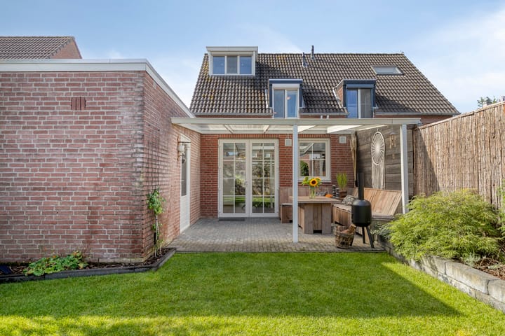 Foto 41 van van Myrlaerstraat 10