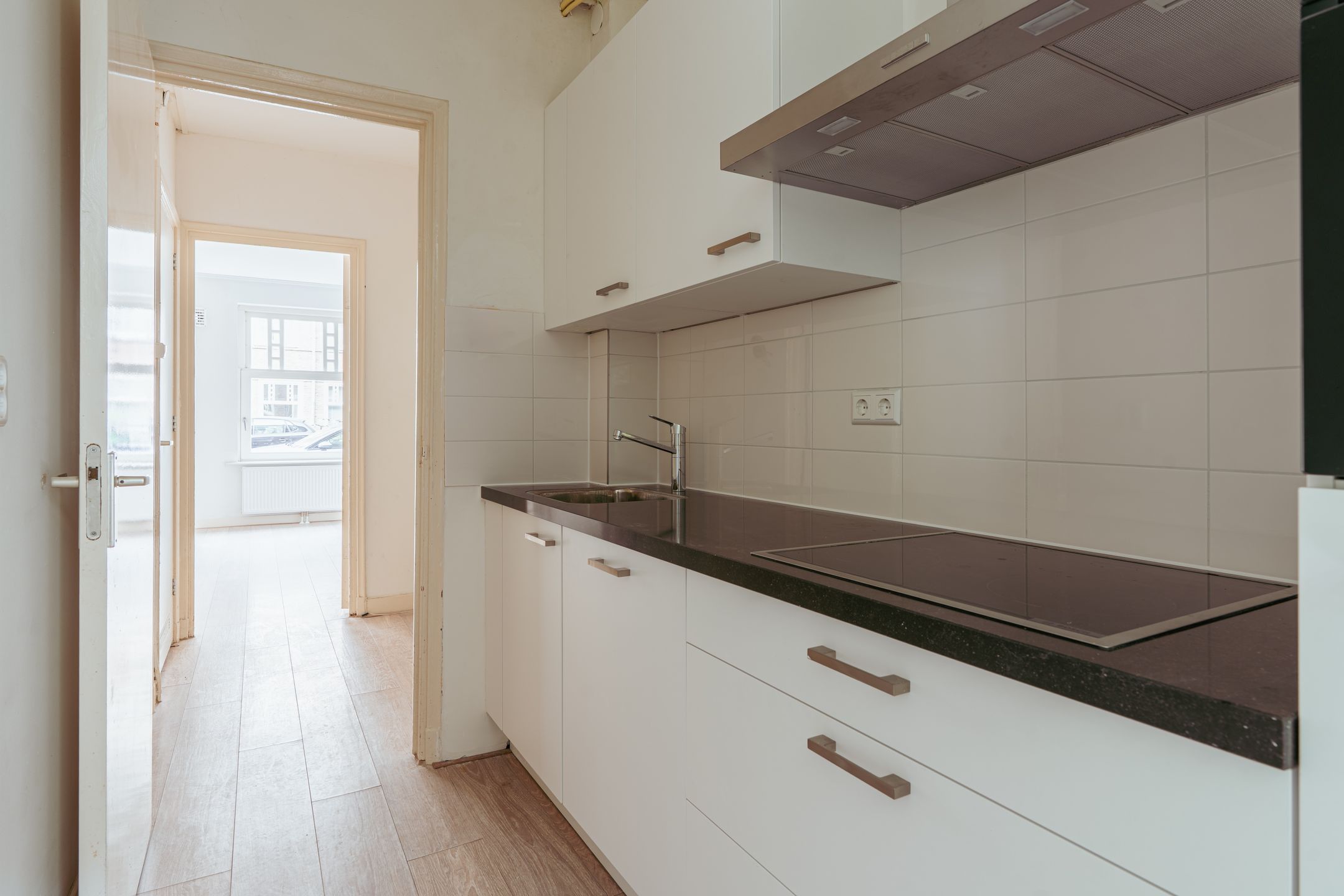 Foto 9 van Van Spilbergenstraat 144-H