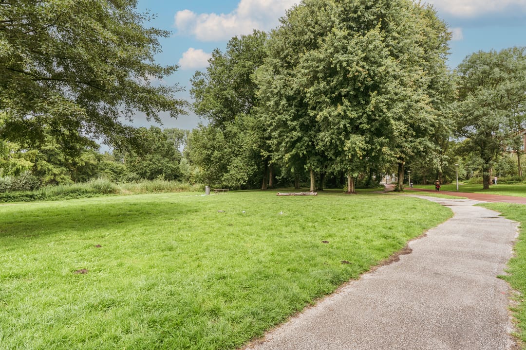 Foto 22 van Van Spilbergenstraat 144-H