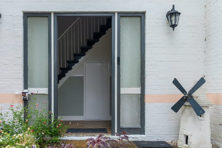 Photo 8 of Hoofdweg 63