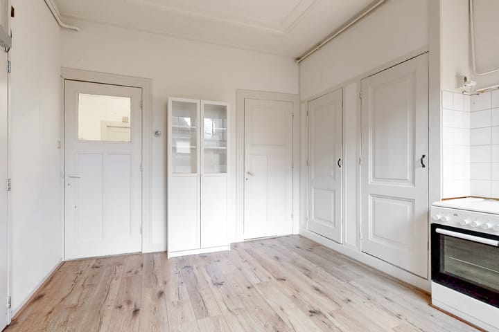 Photo 8 of Middelweg 28