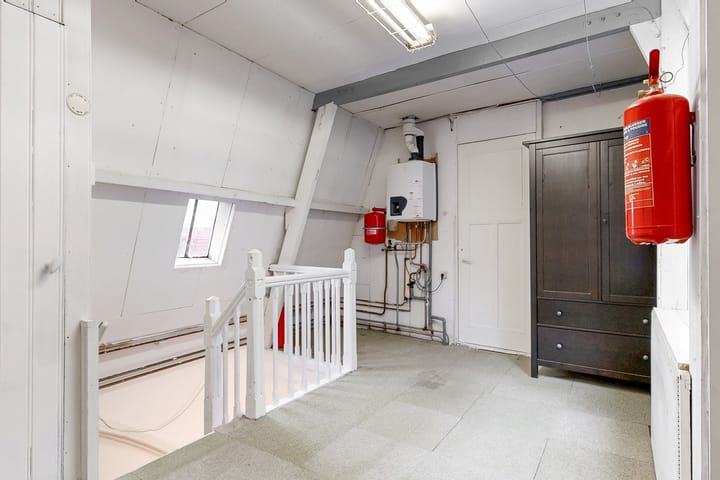 Photo 13 of Middelweg 28