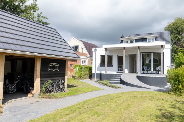 Photo 39 of Hoofdweg 63