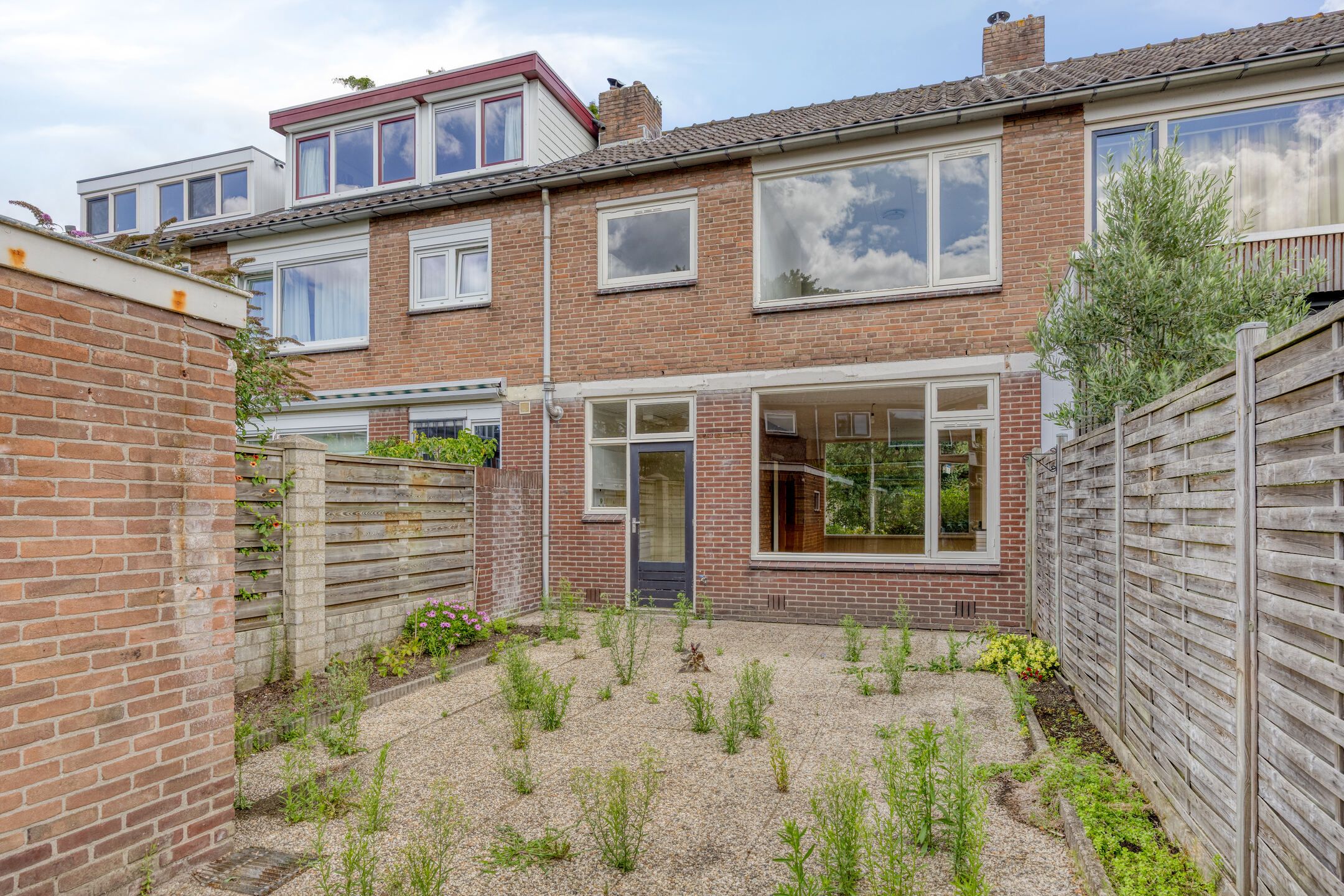 Photo 3 of Agaatstraat 25