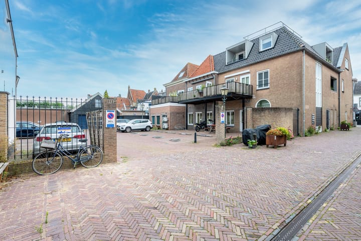 Photo 56 of Bakkerstraat 3-B