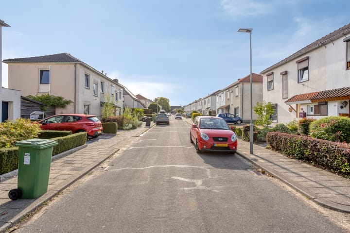 Foto 36 van Wethouder Broersstraat 14