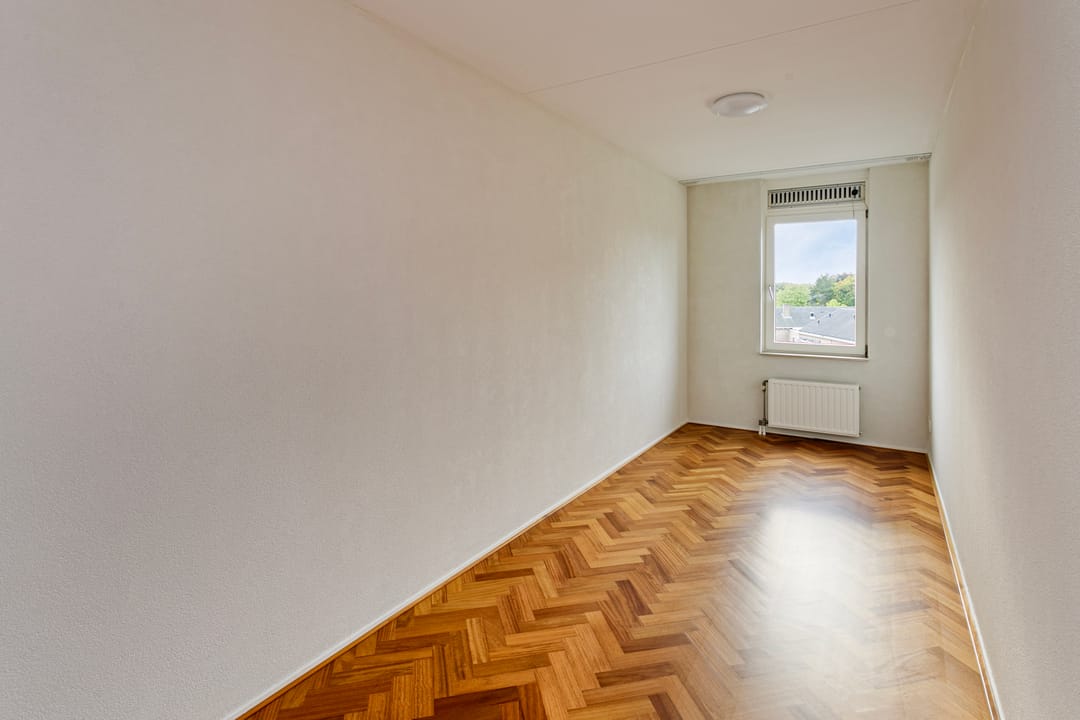 Foto 11 van Pettelaarseweg 361