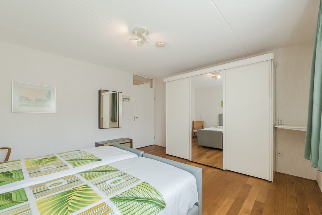 Foto 22 van Esdoornlaan 9