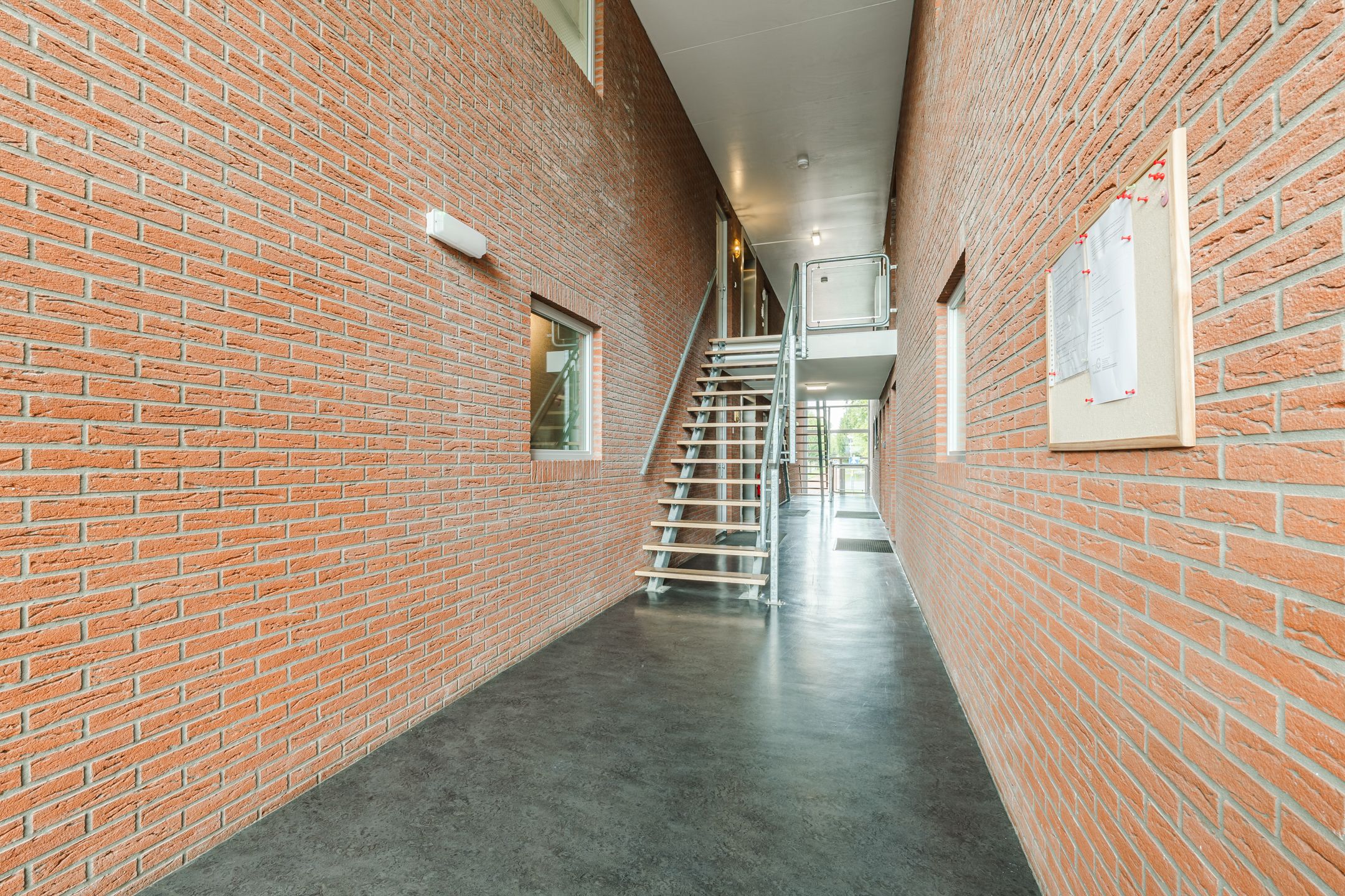 Foto 30 van Esdoornlaan 9