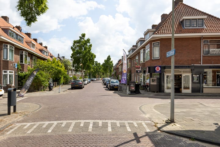 Photo 32 of Buys Ballotstraat 40