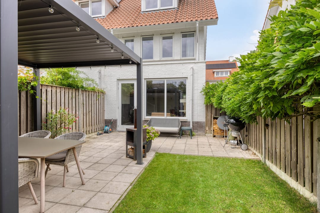 Foto 2 van Dominee Bakkerushof 63