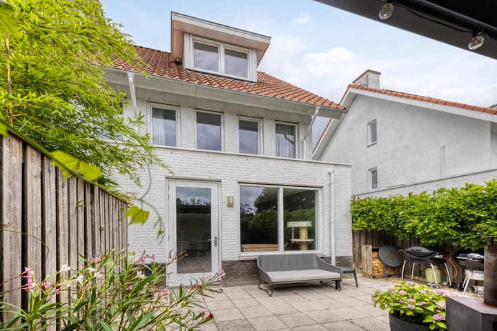 Foto 25 van Dominee Bakkerushof 63