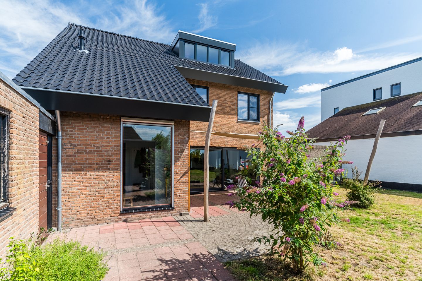 Photo 25 of Dongenseweg 23