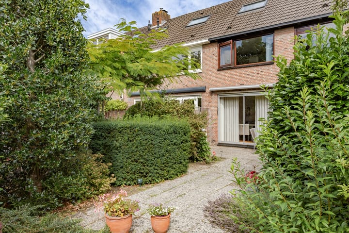 Foto 28 van Claes Boesserstraat 7