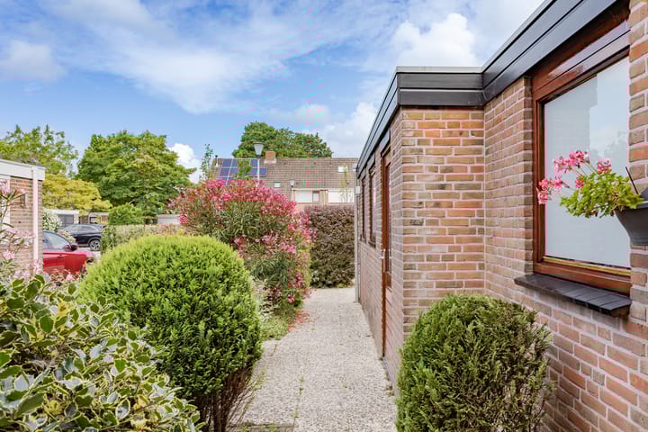 Foto 29 van Claes Boesserstraat 7