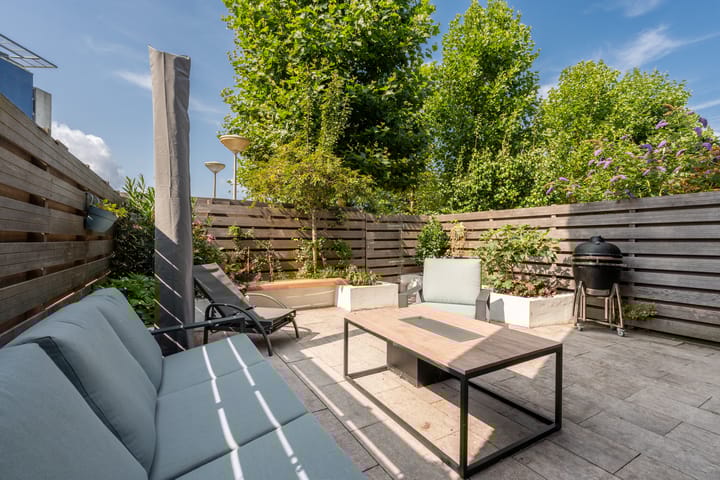 Foto 12 van L. Springerstraat 64