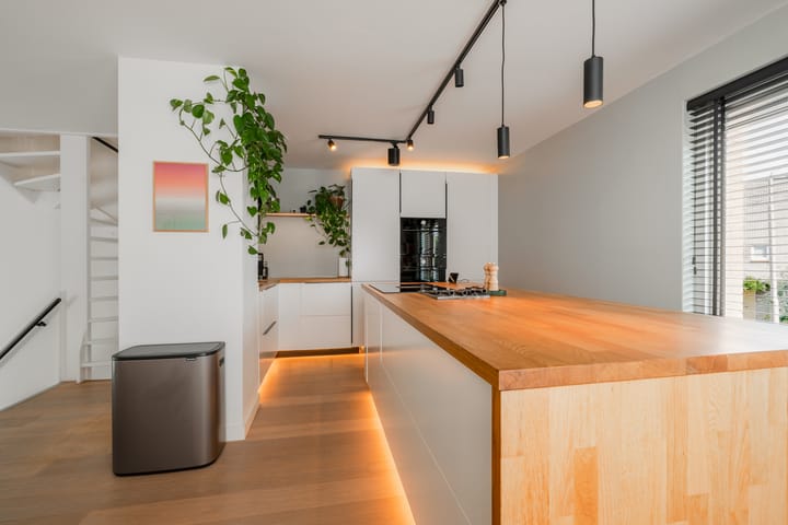 Foto 18 van L. Springerstraat 64