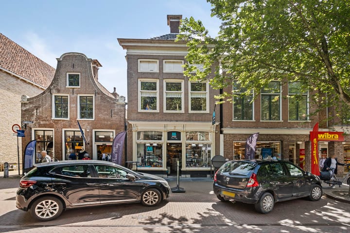 Voorstraat 32