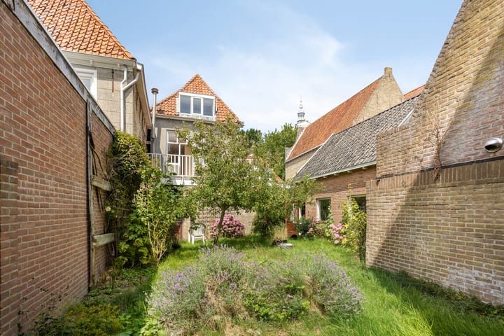 Foto 35 van Voorstraat 32