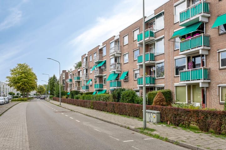 Foto 1 van Adelbert van Scharnlaan F 57