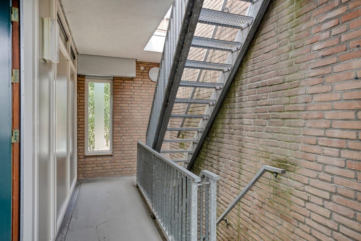 Foto 8 van Adelbert van Scharnlaan F 57