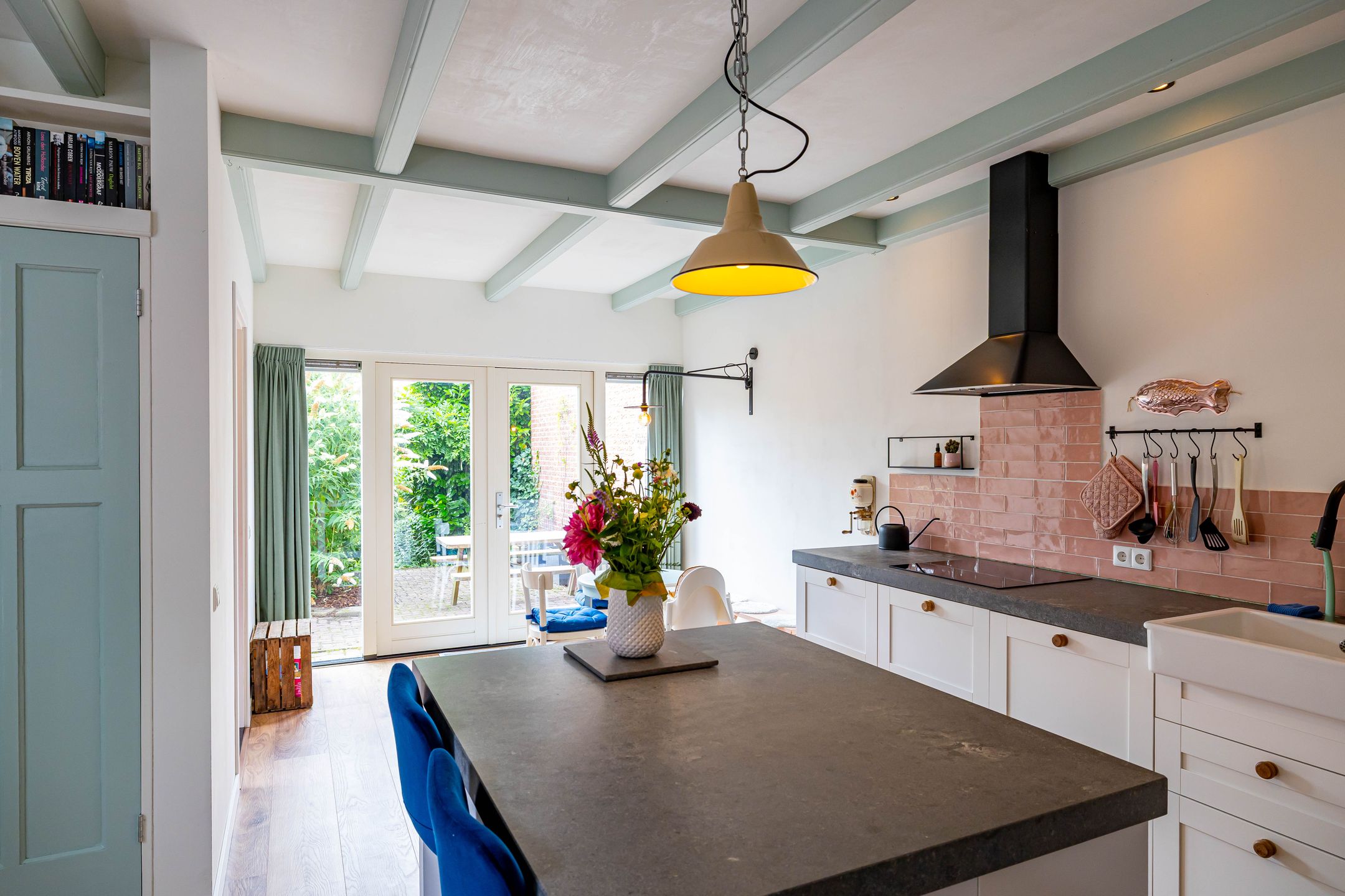 Foto 12 van Hoofdweg 122