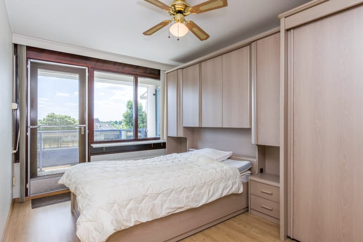 Photo 9 of Parallelweg 24