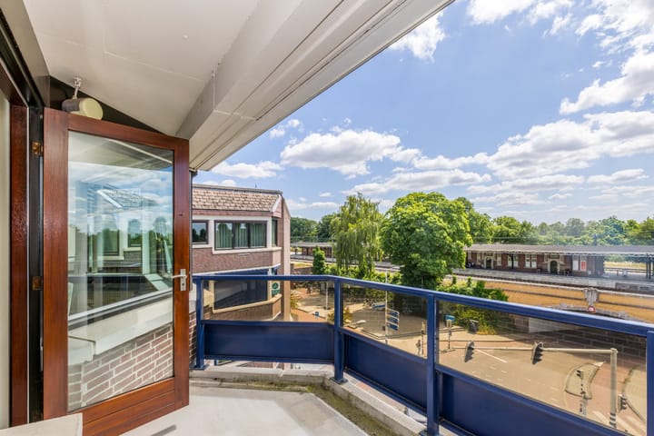 Photo 15 of Parallelweg 24