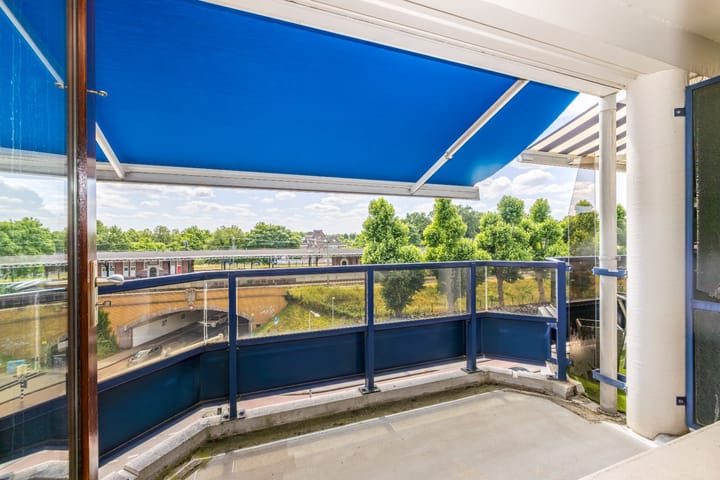 Photo 16 of Parallelweg 24