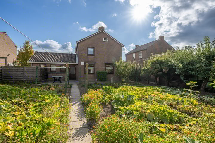 Photo 22 of Steneweg 96