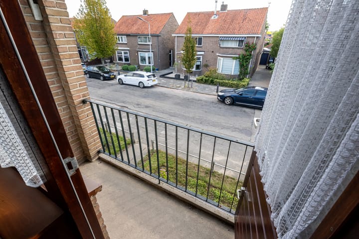 Photo 16 of Steneweg 96