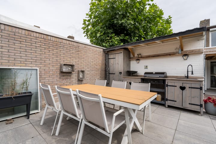 Foto 38 van Oranjestraat 11