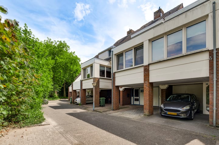 Foto 3 van Tromplaan 35