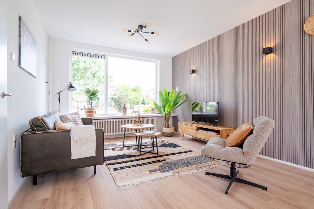 Photo 2 of Schorpioen 69