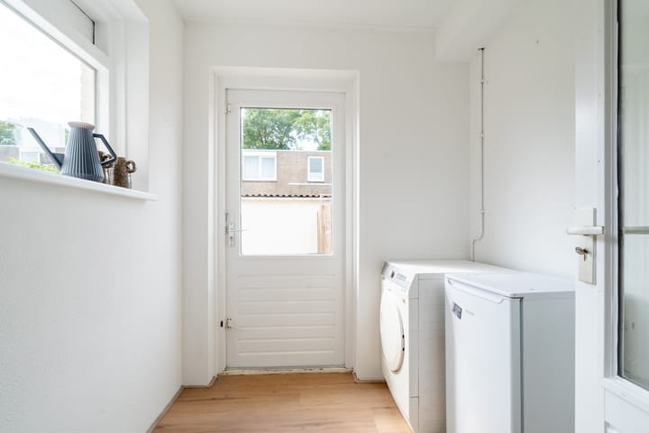 Foto 35 van Schorpioen 69