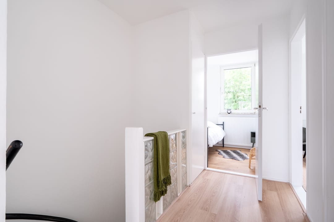 Photo 38 of Schorpioen 69