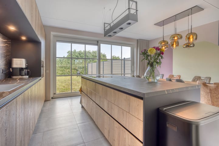 Foto 3 van Van de Wetering-erf 34