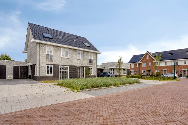 Foto 5 van Van de Wetering-erf 34