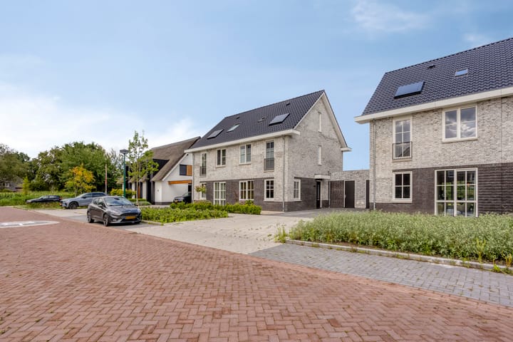 Foto 7 van Van de Wetering-erf 34