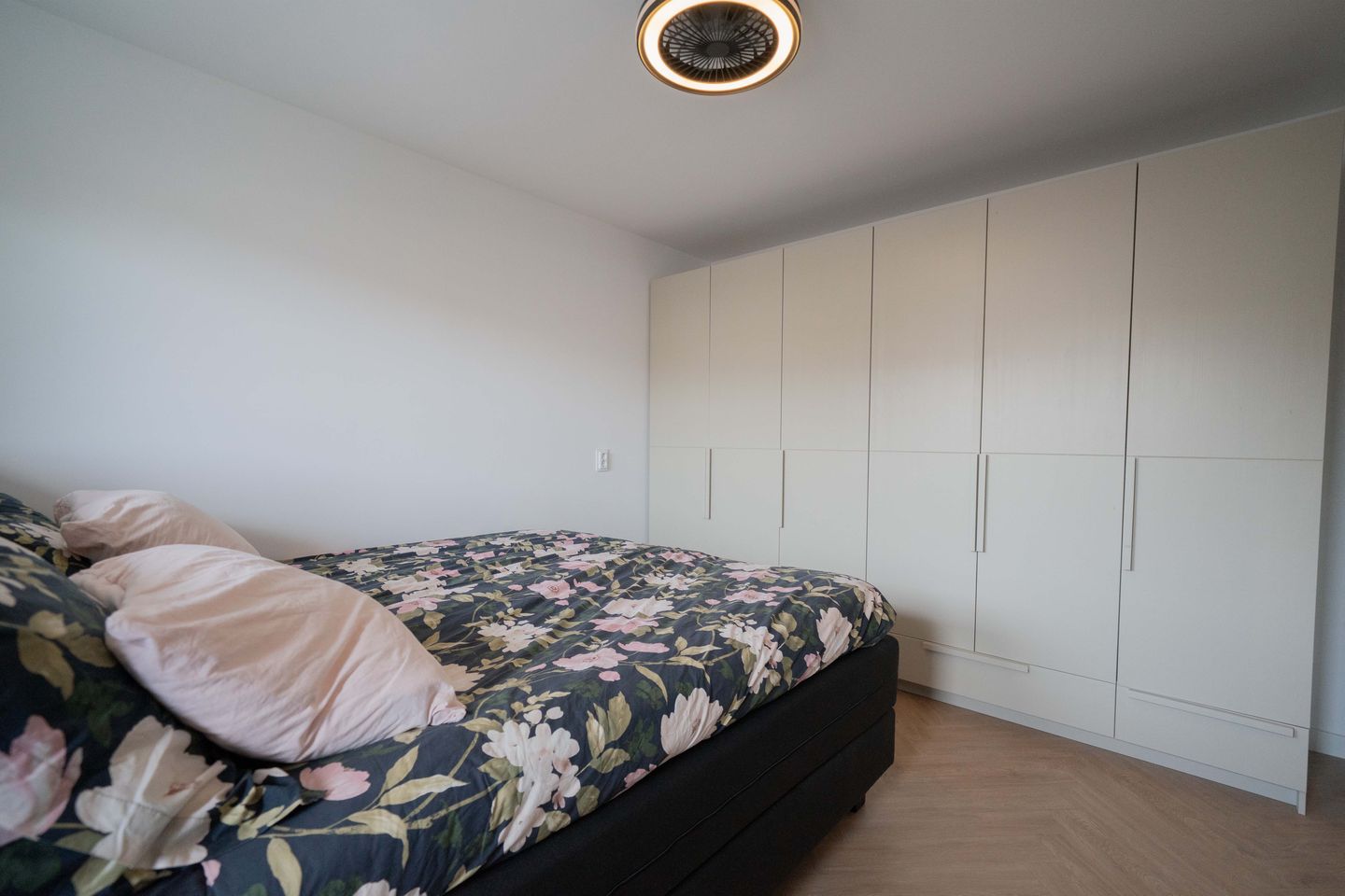 Foto 10 van Jacob van Deventerstraat 111