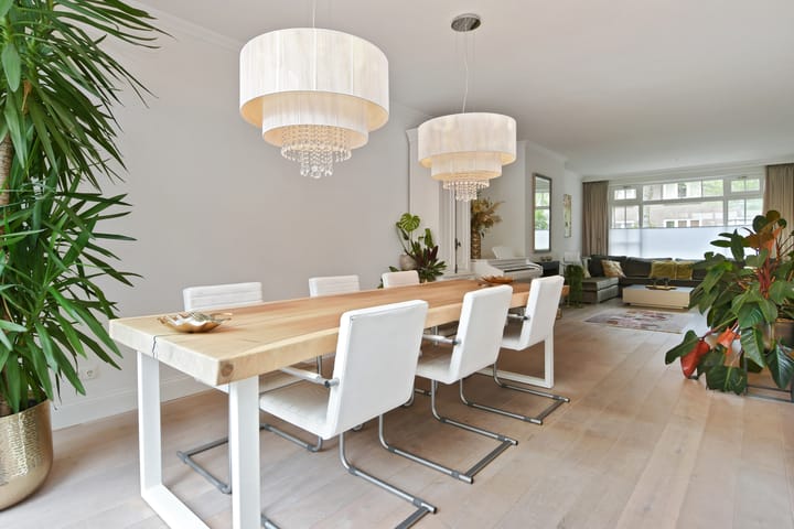 Photo 13 of Jan van Heelustraat 2