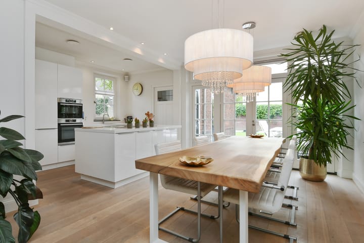 Photo 7 of Jan van Heelustraat 2