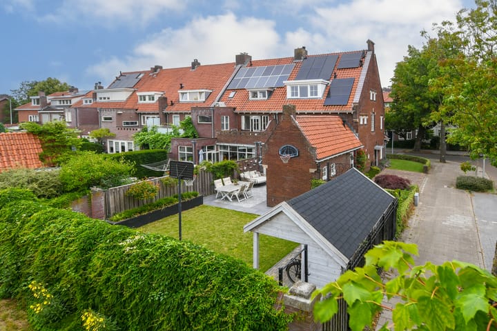 Photo 39 of Jan van Heelustraat 2