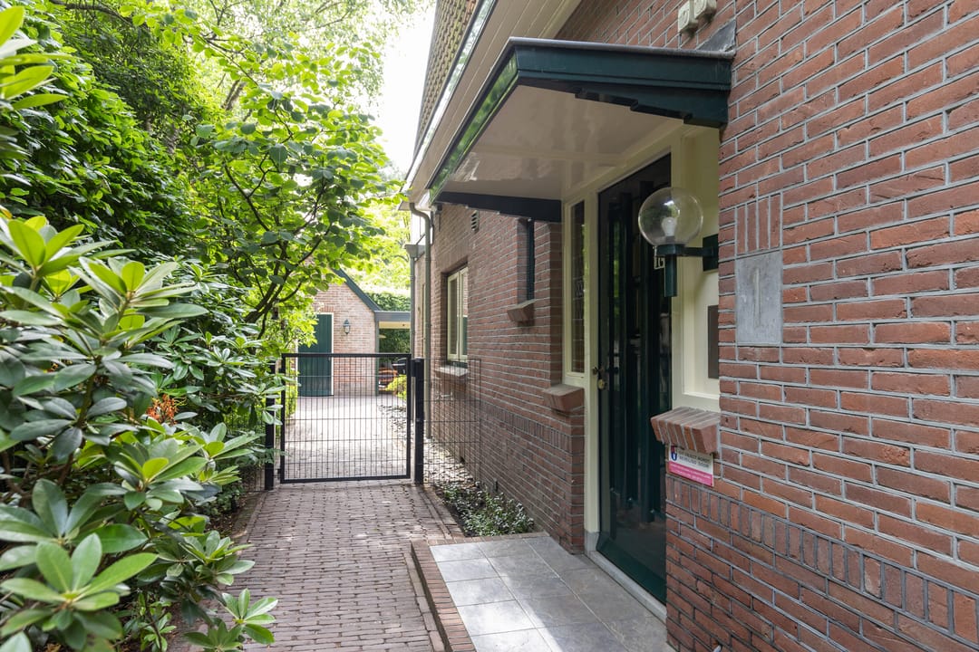 Photo 2 of Rembrandtplein 17