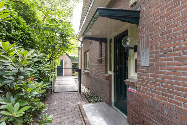 Photo 2 of Rembrandtplein 17