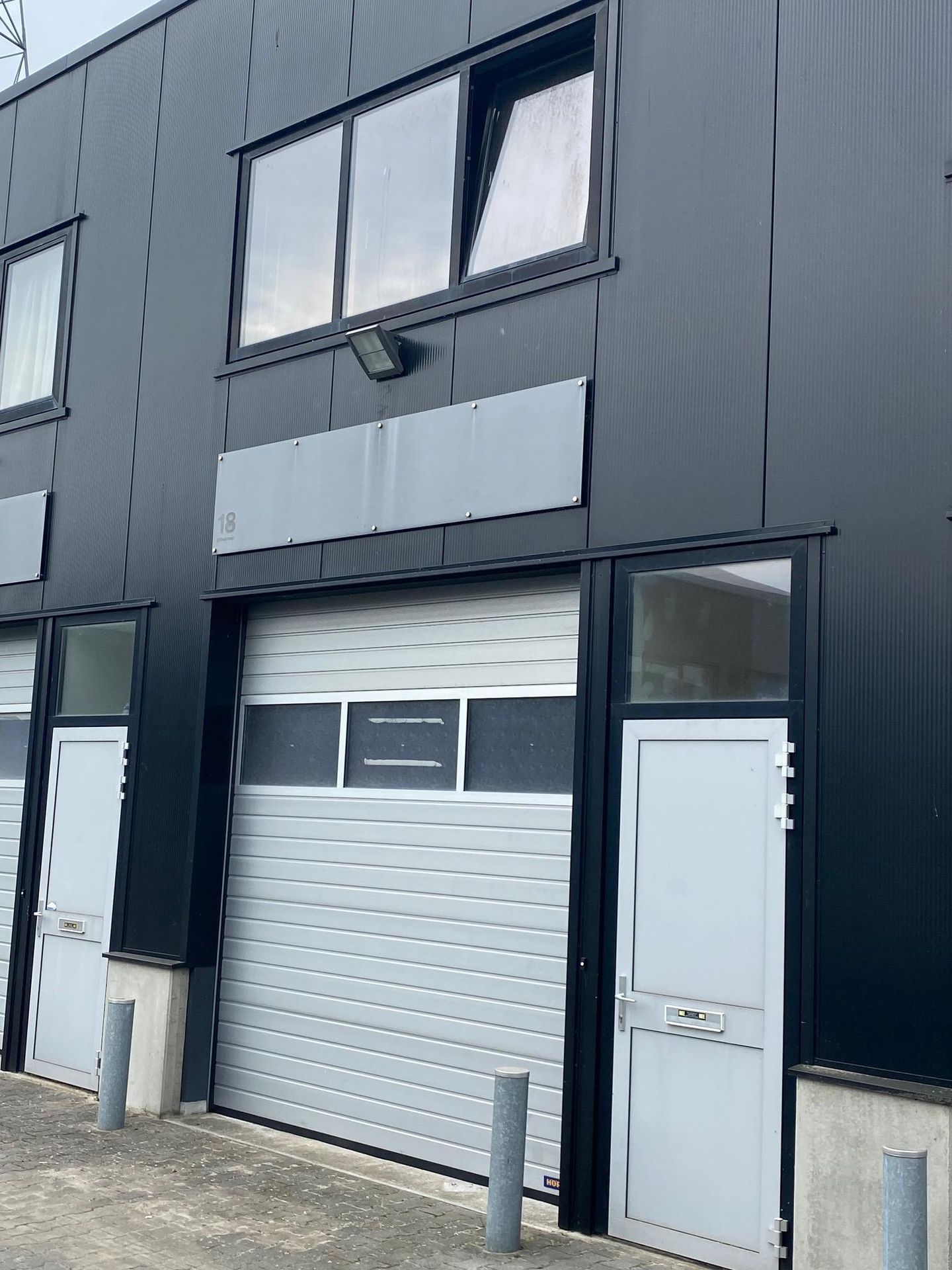 Bekijk foto 1 van Eiffelstraat 18